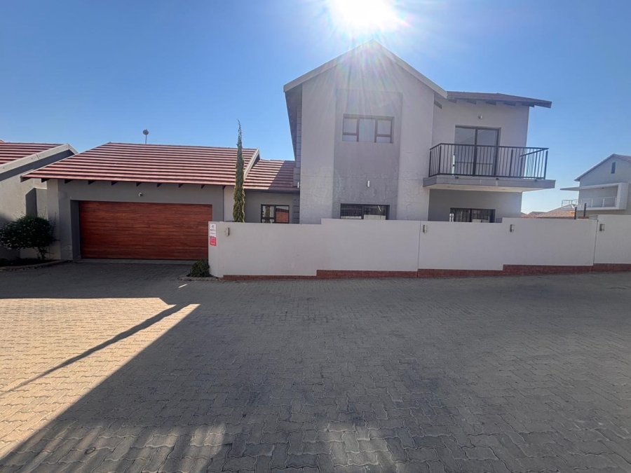3 Bedroom Property for Sale in Wild Olive Estate Free State